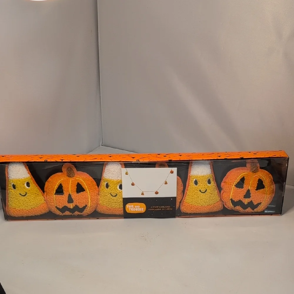 Toil & Trouble Candy Corn & Jack O'Lantern 6 Foot Halloween Garland